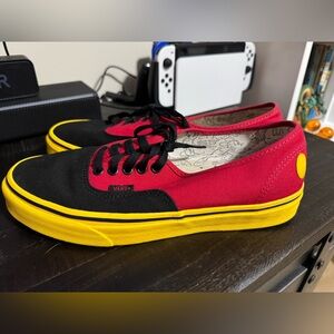 Vans unisex Disney Mickey Mouse skater shoes men’s 8.5 women’s size 11